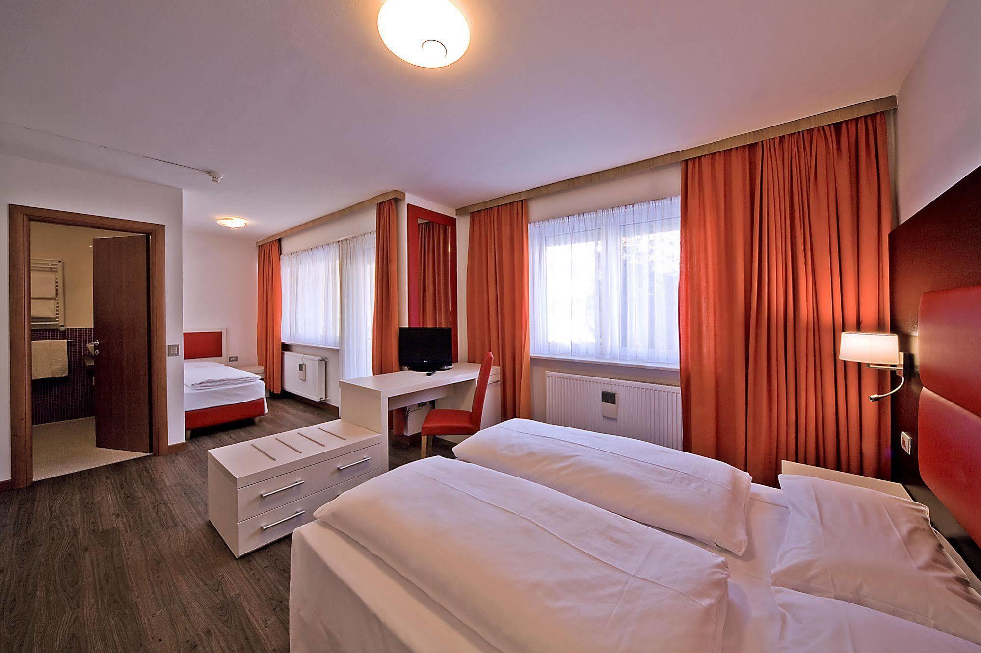 Baranci Hotel
