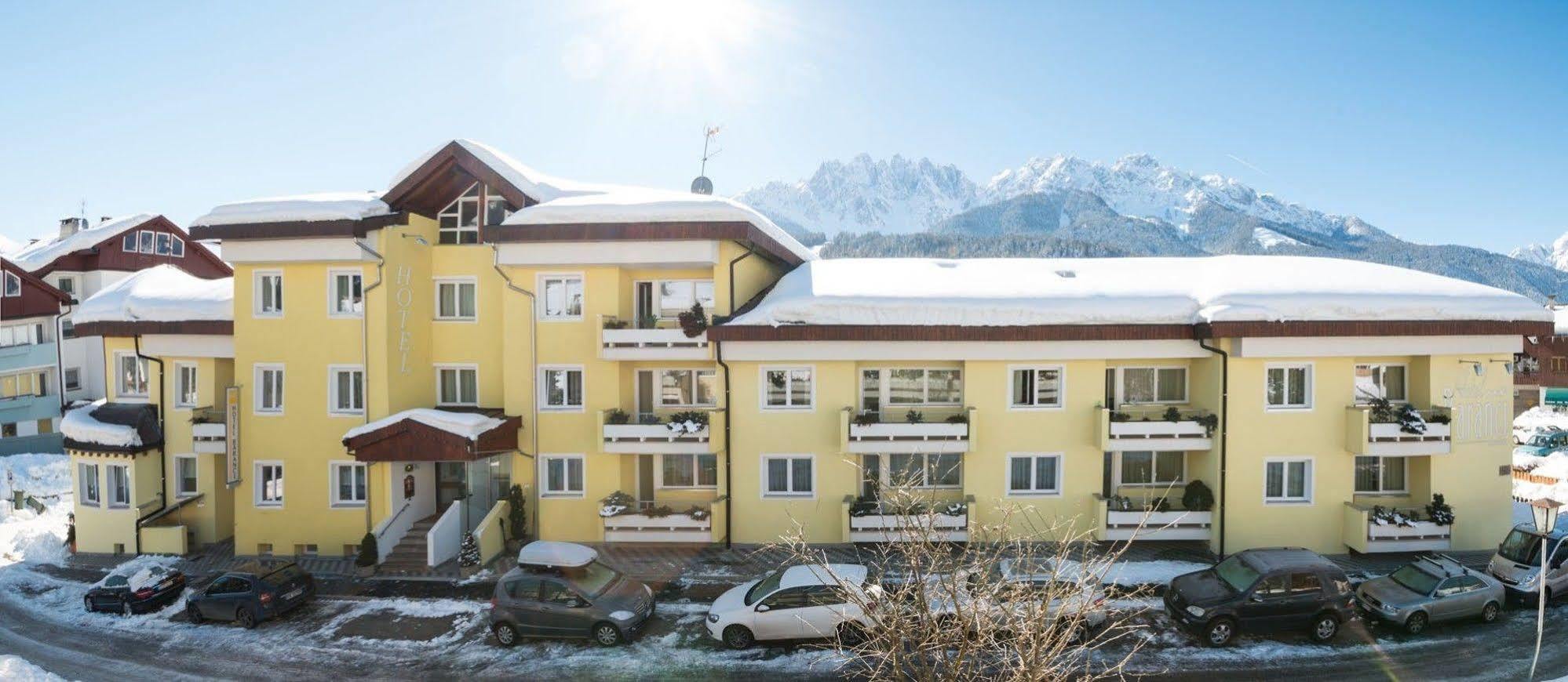 Hotel Baranci 3*