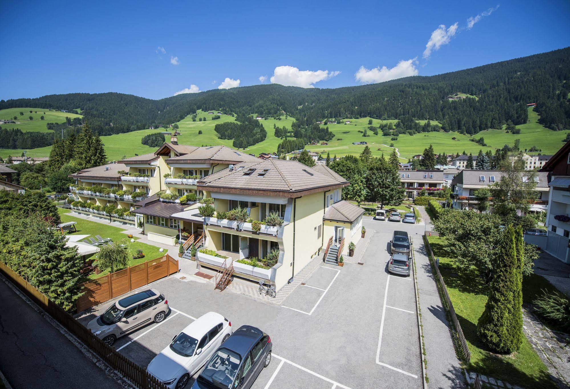 Baranci Hotel 3*